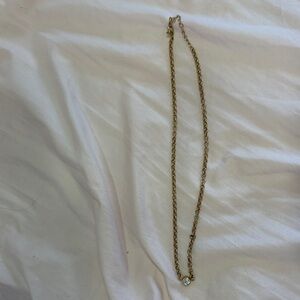 Elegant Gold Necklace with Pendant
